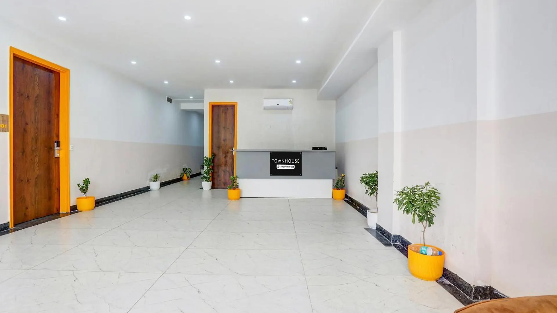 Hotel Super Townhouse Sector 69 Gurgaon Indie