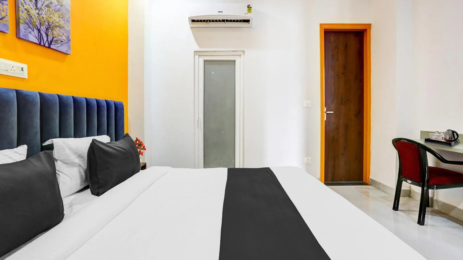 Hotel Super Townhouse Sector 69 Gurgaon Indie